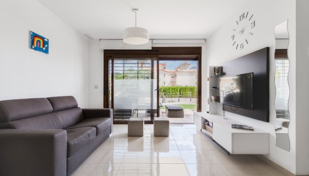 Resale - Apartment - Orihuela Costa - La Zenia