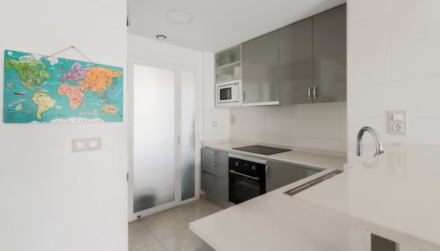 Resale - Apartment - Orihuela Costa - La Zenia