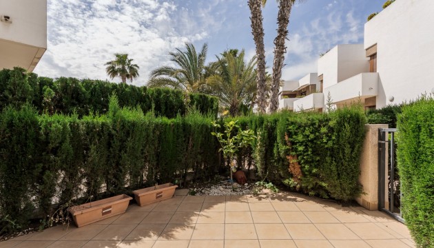 Resale - Apartment - Orihuela Costa - La Zenia