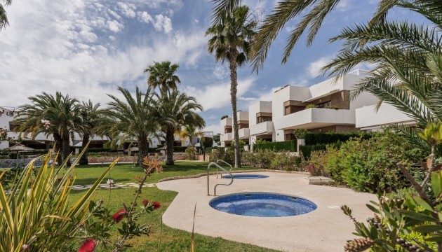 Resale - Apartment - Orihuela Costa - La Zenia