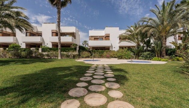 Resale - Apartment - Orihuela Costa - La Zenia