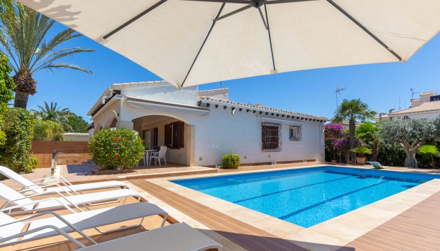 Resale - Detached Villa - Orihuela Costa - Punta Prima