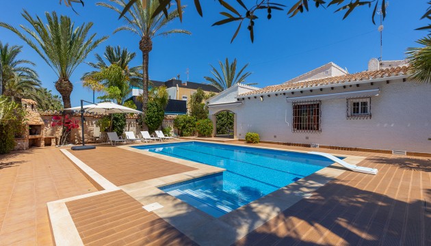 Resale - Detached Villa - Orihuela Costa - Punta Prima