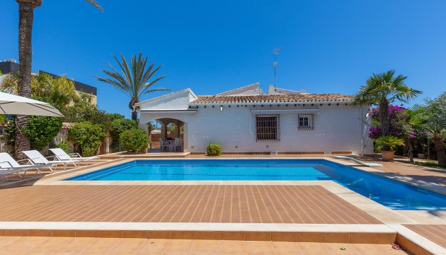 Resale - Detached Villa - Orihuela Costa - Punta Prima
