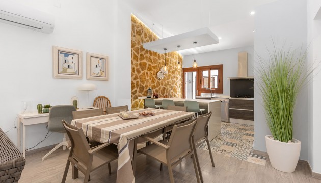 Resale - Detached Villa - Orihuela Costa - Punta Prima