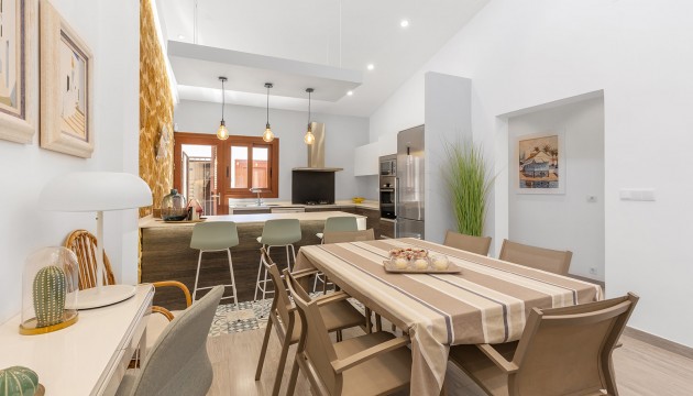 Resale - Detached Villa - Orihuela Costa - Punta Prima