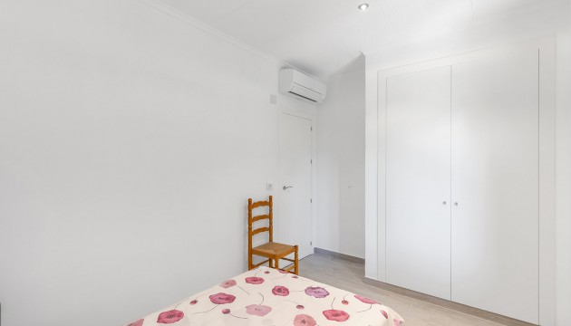 Resale - Detached Villa - Orihuela Costa - Punta Prima