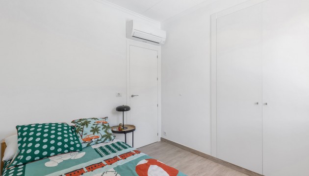 Resale - Detached Villa - Orihuela Costa - Punta Prima