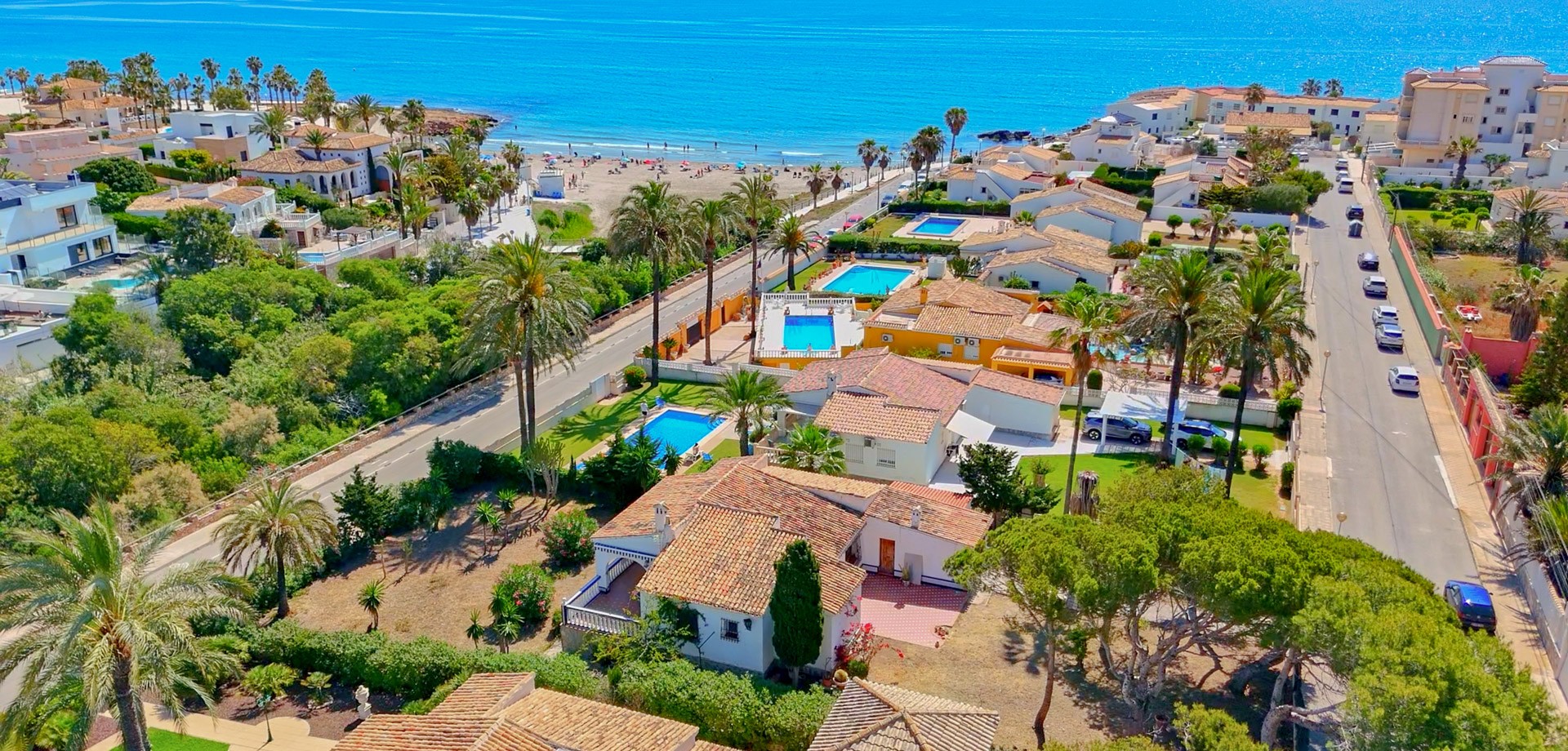 House in La Zenia - view 1