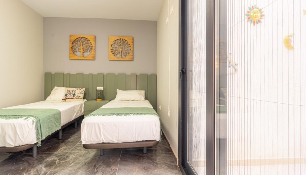 Resale - Apartment - Orihuela Costa - La Florida