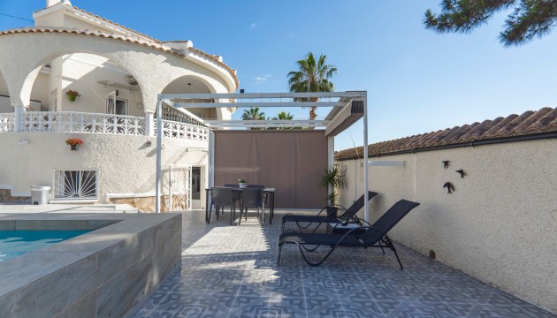 Reventa - Chalet Independiente - Ciudad Quesada