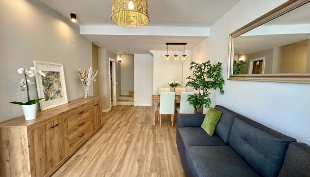 Herverkoop - Herenhuis - Orihuela