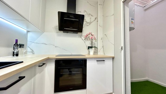 Herverkoop - Herenhuis - Orihuela