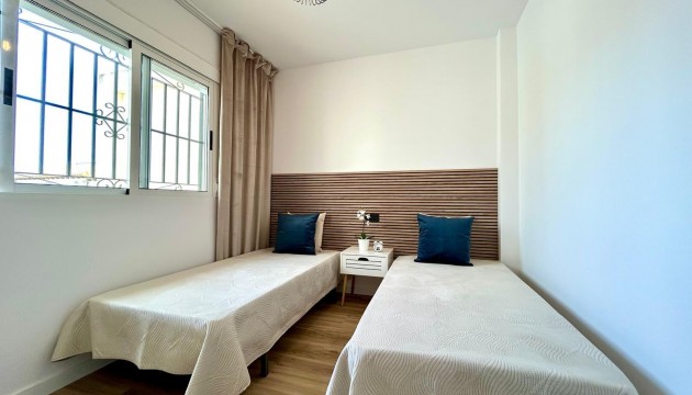 Herverkoop - Herenhuis - Orihuela