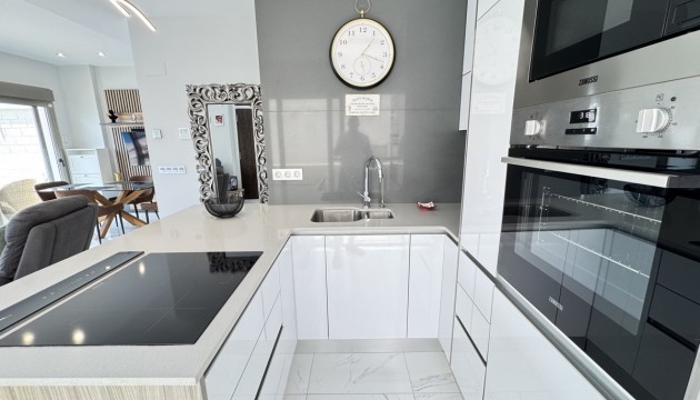 Resale - Detached Villa - Orihuela Costa - Villamartín