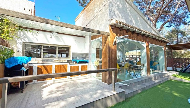 Wiederverkauf - Detached Villa - Orihuela Costa - Punta Prima