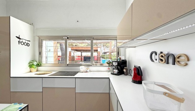 Wiederverkauf - Detached Villa - Orihuela Costa - Punta Prima