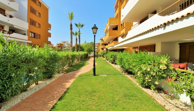 Перепродажа - Квартира - Orihuela Costa - Punta Prima