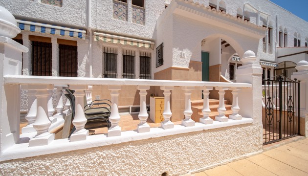Resale - Townhouse - Torrevieja - Torrelamata - La Mata