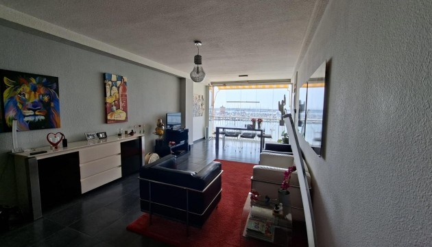 Resale - Apartment - Torrevieja - El Acequión - Los Náufragos