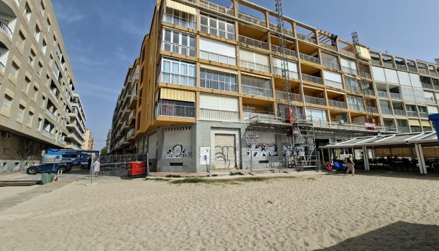 Resale - Apartment - Torrevieja - El Acequión - Los Náufragos