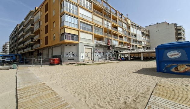 Resale - Apartment - Torrevieja - El Acequión - Los Náufragos