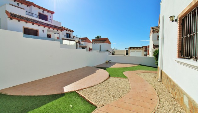 Resale - Detached Villa - Orihuela Costa - Villamartín