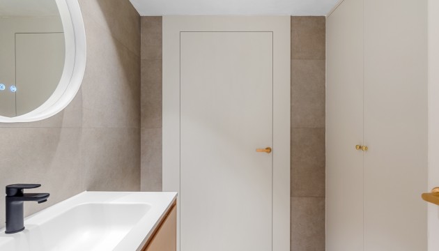 Wiederverkauf - Apartment - Alicante