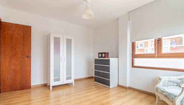 Resale - Apartment - Torrevieja - El Acequión - Los Náufragos