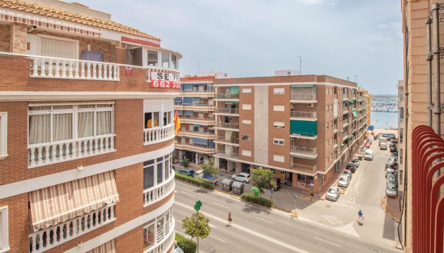 Resale - Apartment - Torrevieja - El Acequión - Los Náufragos