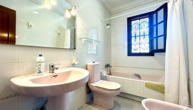 Resale - Detached Villa - Orihuela Costa - La Zenia