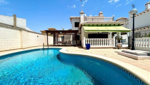 Resale - Detached Villa - Orihuela Costa - La Zenia