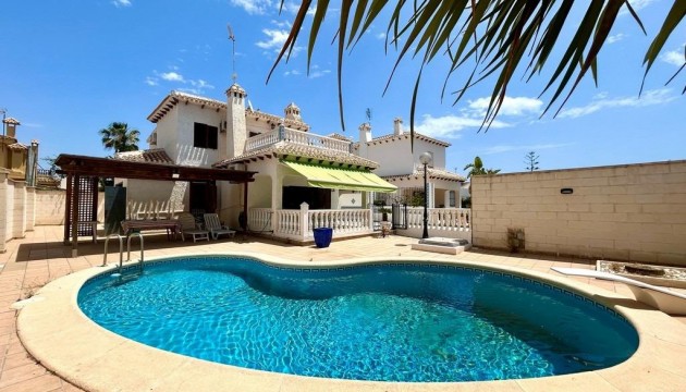 Resale - Detached Villa - Orihuela Costa - La Zenia