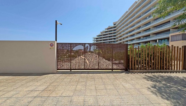 Resale - Apartment - Cartagena - La Manga del Mar Menor