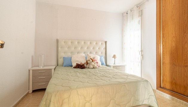 Resale - Apartment - Torrevieja - Playa de los Locos