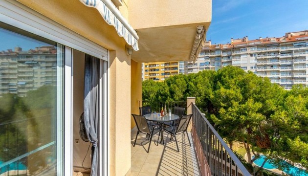 Resale - Apartment - Orihuela Costa - Campoamor