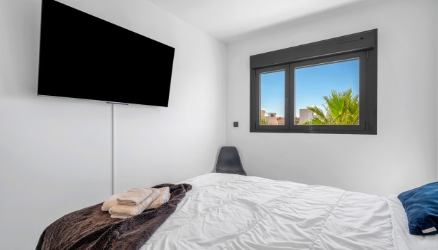 Resale - Apartment - Orihuela Costa - Los Dolses