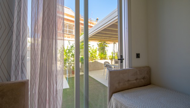 Herverkoop - Detached Villa - Orihuela Costa - Lomas de Cabo Roig