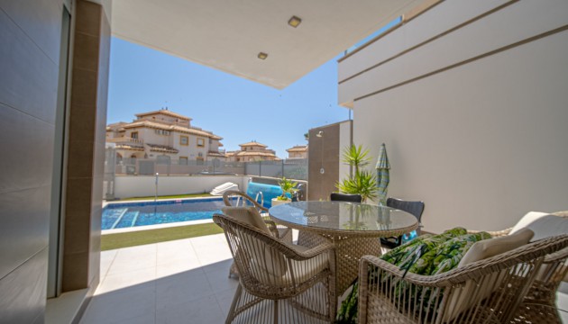 Herverkoop - Detached Villa - Orihuela Costa - Lomas de Cabo Roig