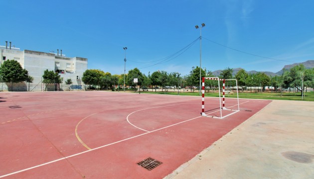 Begagnad - Radhus - Los Desamparados