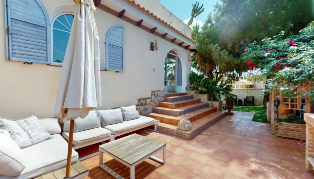 Resale - Detached Villa - Orihuela Costa - La Zenia