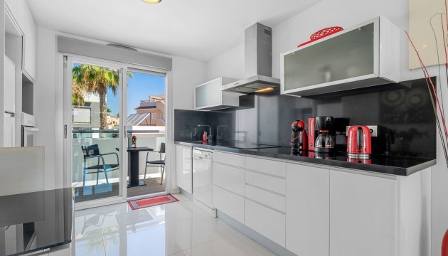 Resale - Bungalow - Orihuela Costa - Punta Prima