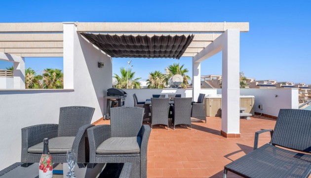 Resale - Bungalow - Orihuela Costa - Punta Prima