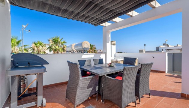 Resale - Bungalow - Orihuela Costa - Punta Prima