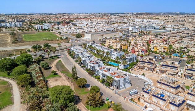 Resale - Bungalow - Orihuela Costa - Punta Prima