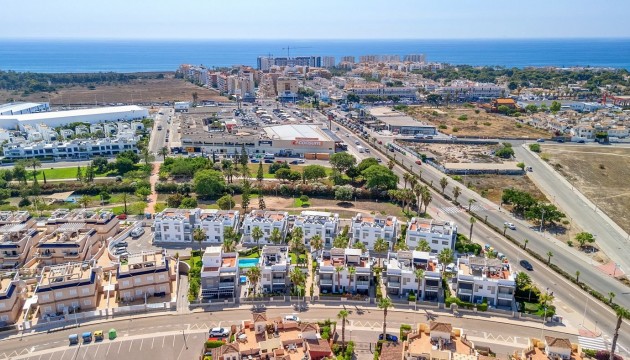 Resale - Bungalow - Orihuela Costa - Punta Prima