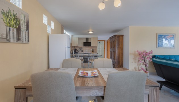 Herverkoop - Country House - Albatera