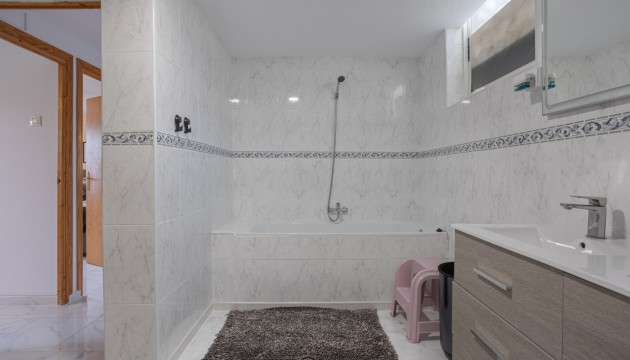 Herverkoop - Country House - Albatera