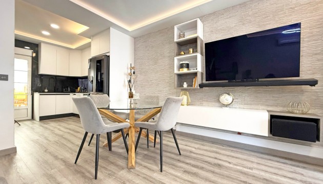 Resale - Townhouse - Orihuela Costa - Villamartín