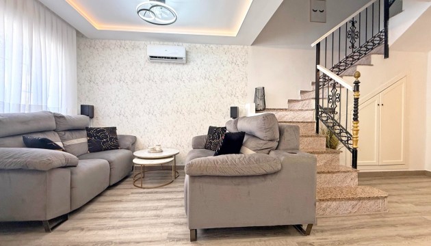 Resale - Townhouse - Orihuela Costa - Villamartín